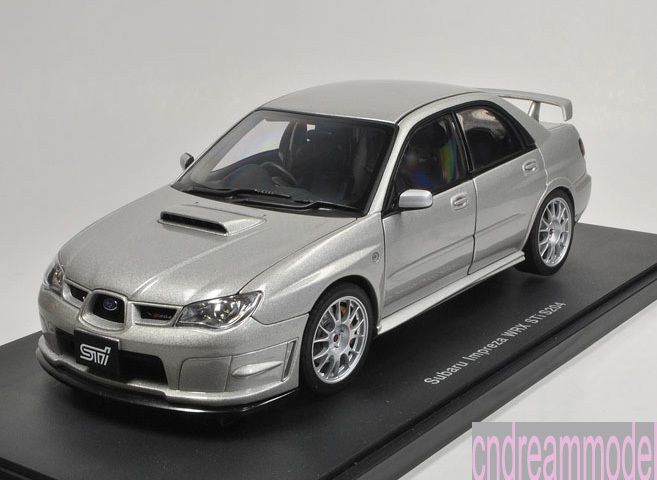 18 Autoart Subaru IMPREZA WRX STI 2004 DIE CAST MODEL  