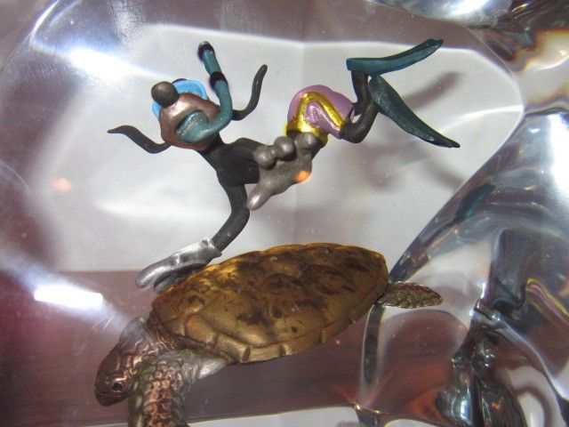 Wyland Disney Dive Buddies Lucite Sculpture Mickey Minnie Mouse Donald 