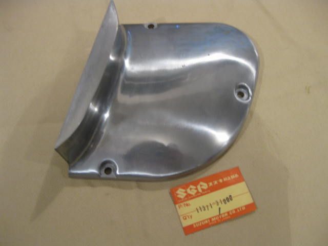 Suzuki NOS GT750, 1972 77, Cover, # 11371 31000 S9  