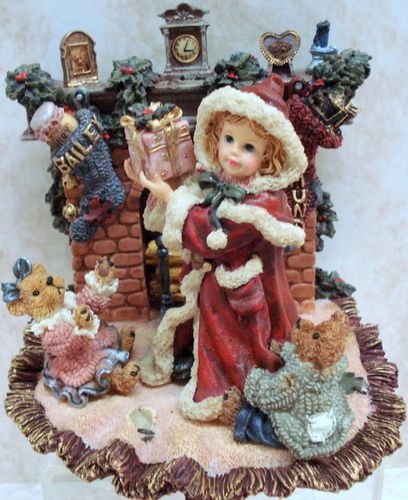 BOYDS BEARS Lindsey Recital DOLLSTONE Violin Resin 3535  