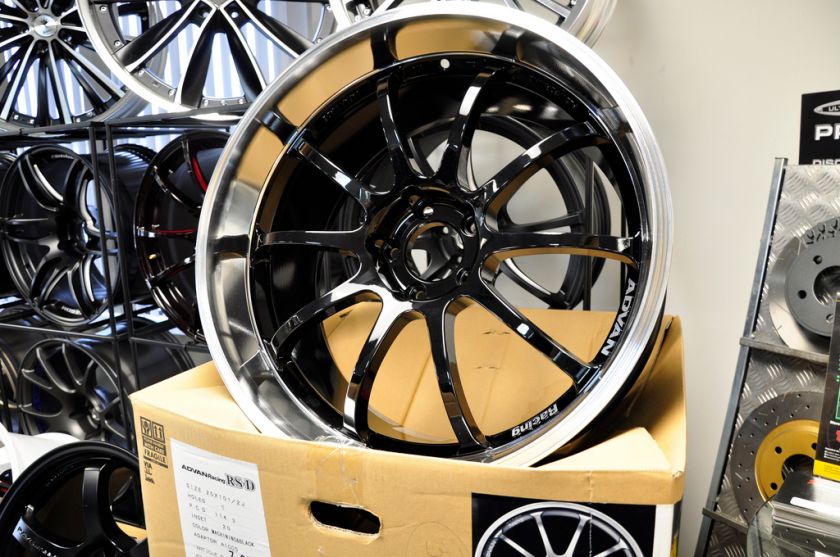   20x9.0 / 20x10.5   Glossy Black   3 Polish Lip   350Z / 370Z  