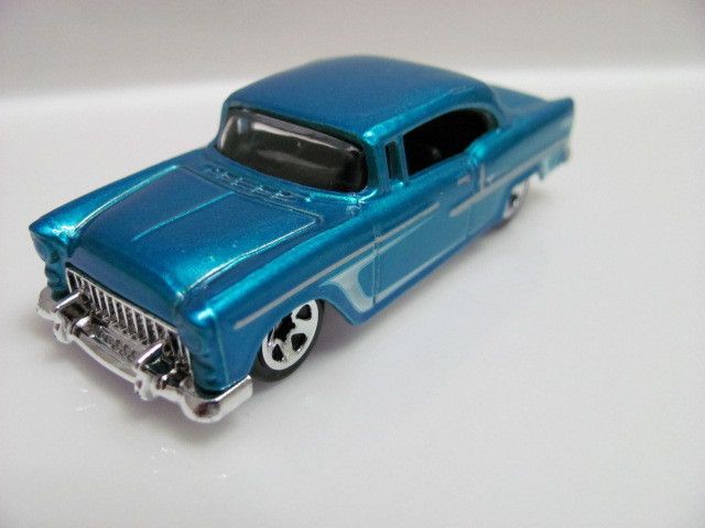 HOT WHEELS 2010 5 PK 55 CHEVY TM GM BLUE LOOSE  