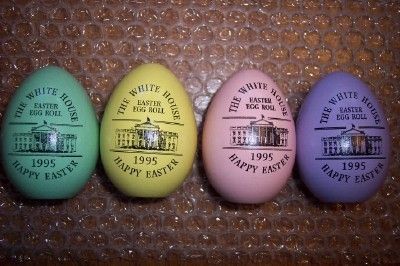 1995 WHITE HOUSE EASTER EGG PICK 1 OF 4  