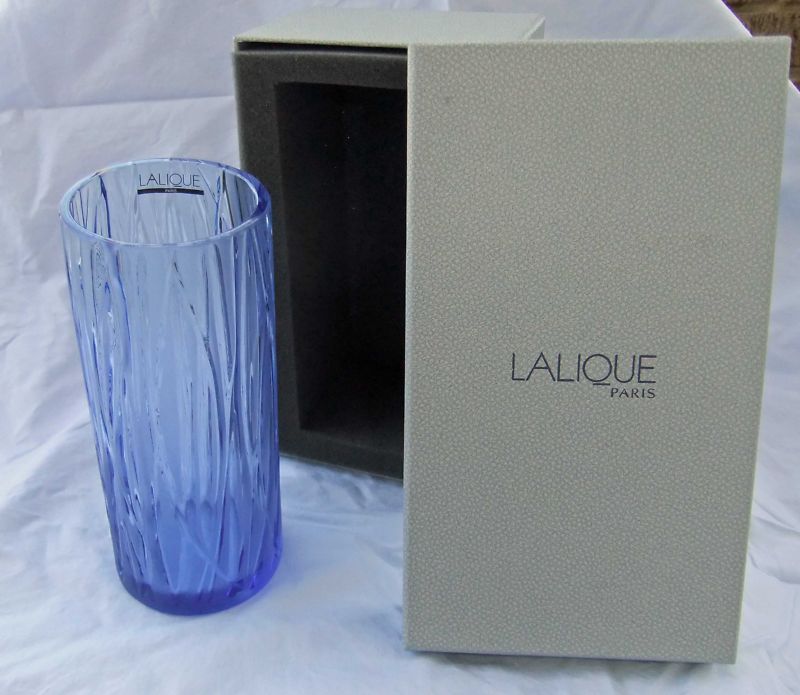 NIB Lalique Vase Saint Jacque SIGNED violet/blue color  