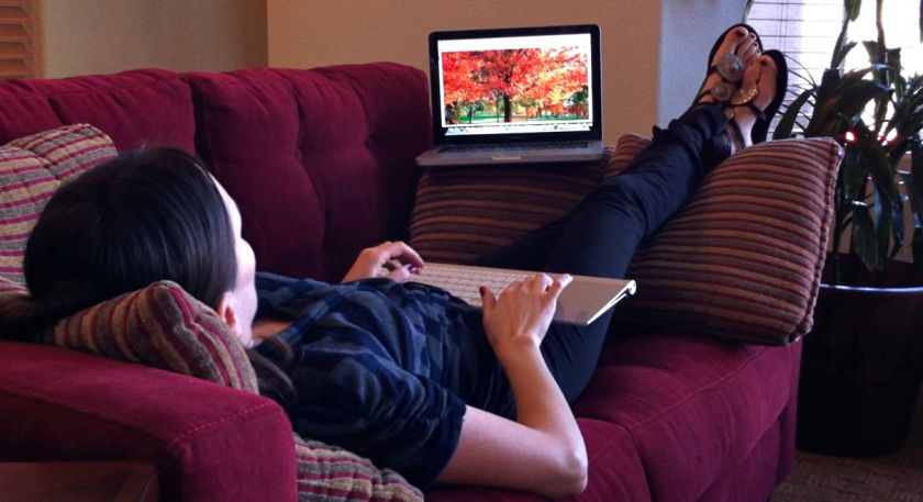 using the wireless keyboard and magic trackpad as one combined unit 