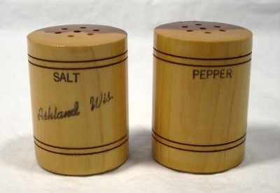 Vintage Wood Wooden Ashland WA Salt & Pepper Shakers  