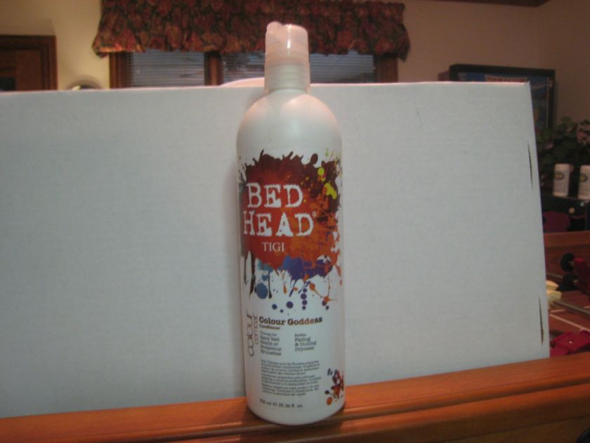 Bed Head Tigi Colour Goddess Large Conditioneer Pump 25.36 oz 