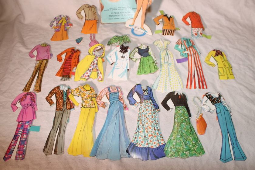 VINTAGE RARE MALIBU FRANCIE PAPER DOLLS IN BOX 1976 Whitman  