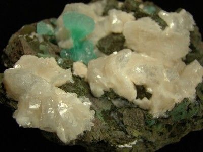 Zeolite Crystal Specimen Green Apophyllite, Heulandite & Stilbite 