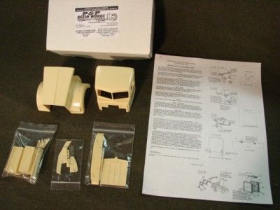 RESIN KENWORTH W900L STRAIGHT COWL COMP CONVERSION 1/25  