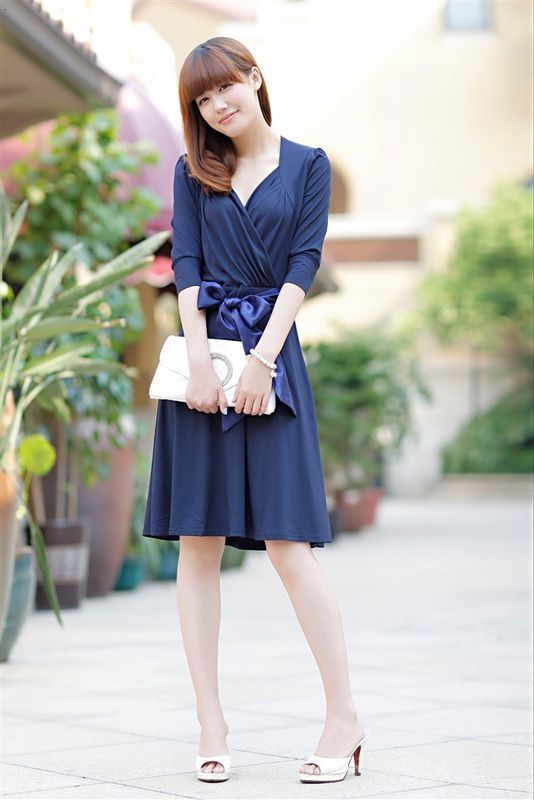 FASHION SEXY LADYS ELEGANT V NECK DESIGN GENEROUS DRESS CONCISE SKIRT 