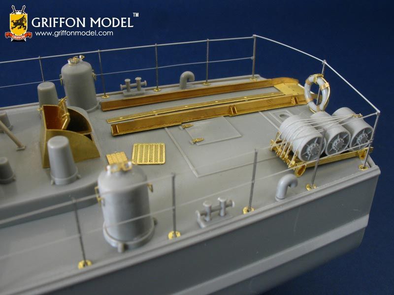 Griffon BPN72001 1/72 Schnellboot S 100 Premium Edition  