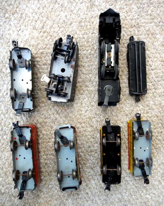 LOT vintage MARX O27 GAUGE MODEL TRAIN CARS+ENGINE+TRANSFORMER 