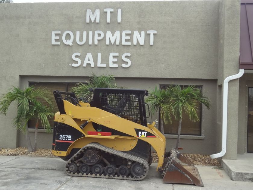 2006 Caterpillar 257B Rubber Track Skid Steer Loader  