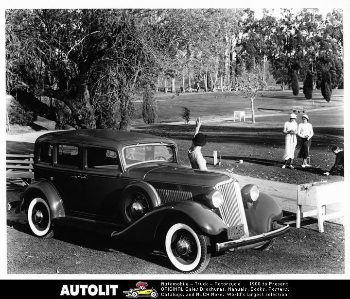 1932 Graham Sedan Factory Photo  