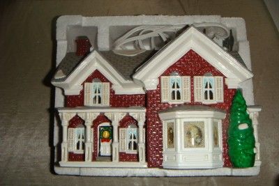 Department 56 Farm House 54912 Snow Village Retired in 2000  