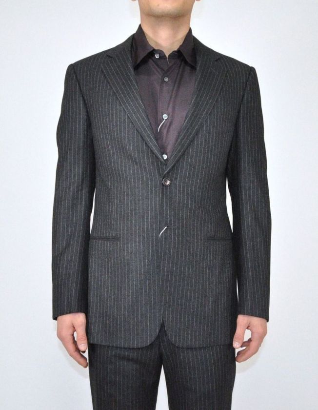 Armani Collezioni Medium Gray Pinstripe Suit US 42R EU 52R  