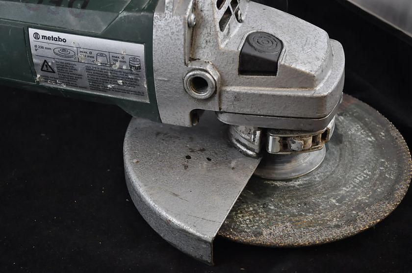 Metabo W75 9 Angle Grinder  