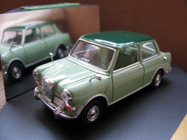 43 Wolseley Hornet MK3 (1966) diecast  