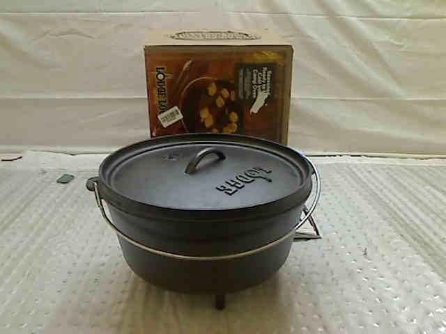 Lodge Logic 8 Quart Pre Seasoned Cast Iron Camp Dutch Oven  