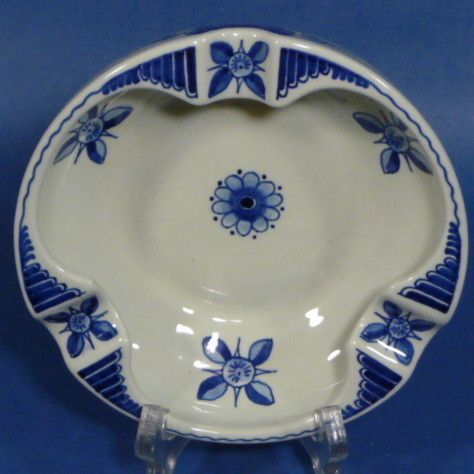 e121 Handpainted 5½ Delft Blue ASHTRAY Porceleyne Fles  