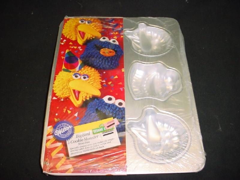 Wilton SESAME ST cake pan COOKIE MONSTER 6 mold CANDY  