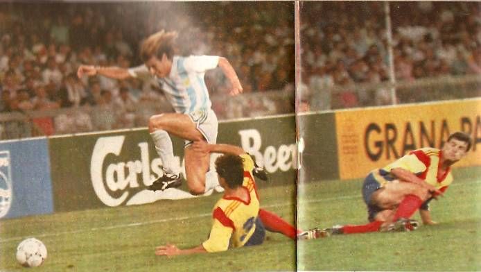 SOCCER WORLD CUP 1990 Magazine ARGENTINA Vs Romania  