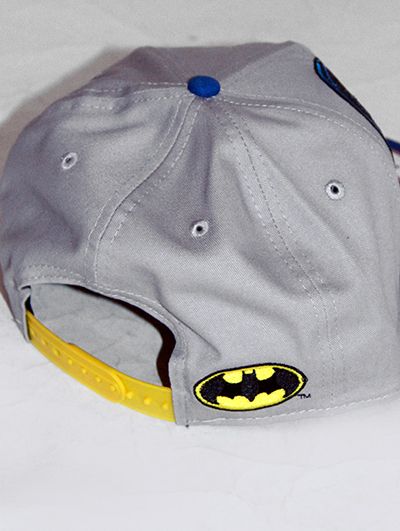 NEW ERA Block Over Official Batman 9FIFTY Snapback Trucker Cap   Grey 