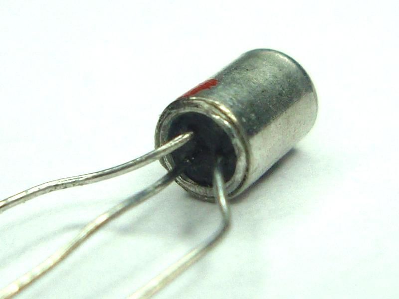   side) from this auction with the other germanium (Tesla) transistors