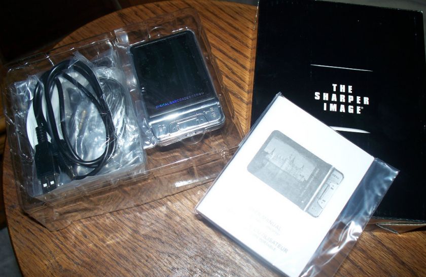 THE SHARPER IMAGE Mini Camcorder   F3356771   NIB 094000480702  